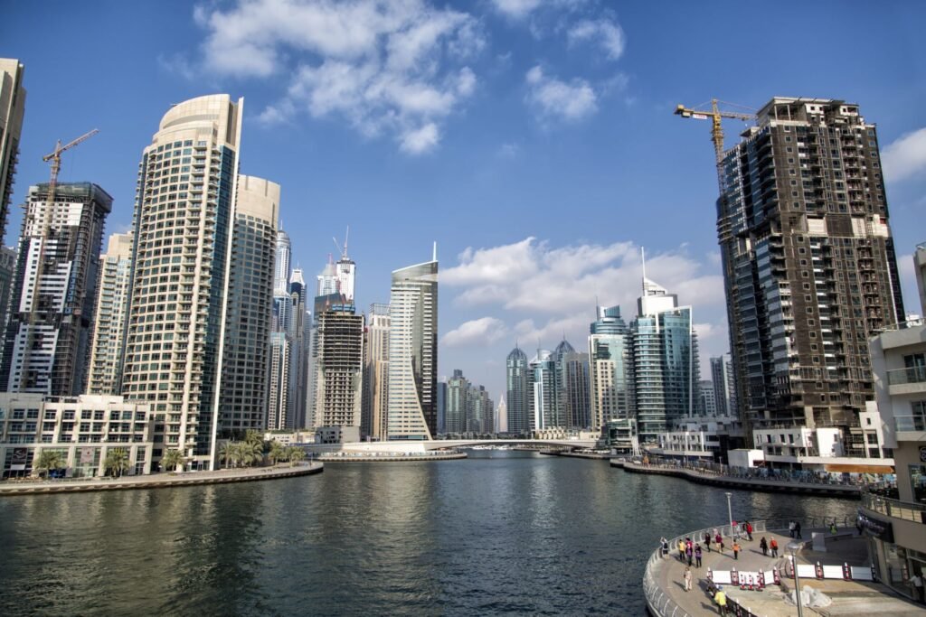 مندوب توصيل الامارات - Dubai Marina